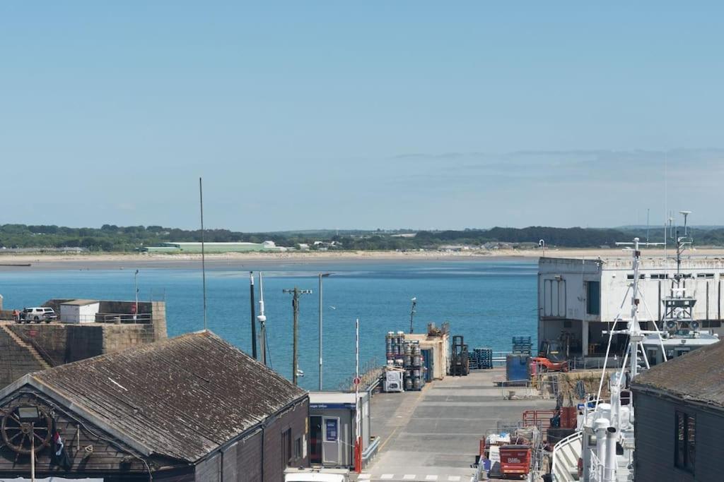 Charming 3 Bedroom Harbour Cottage With Parking Penzance Exterior photo